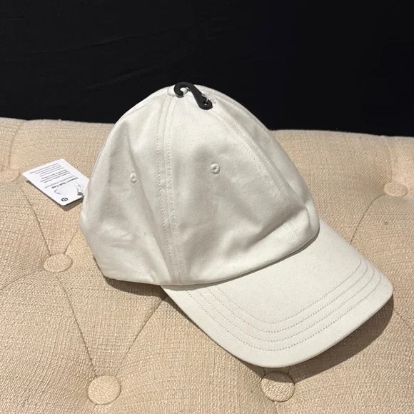 lululemon athletica | Accessories | Lululemon Classic Cream  display picture 3